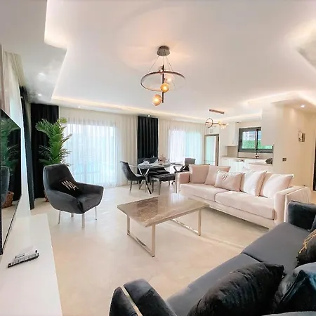 فيلة Oeluedeniz Ovacik 4 1 Salon 8 Kisilik Tatil Villasi