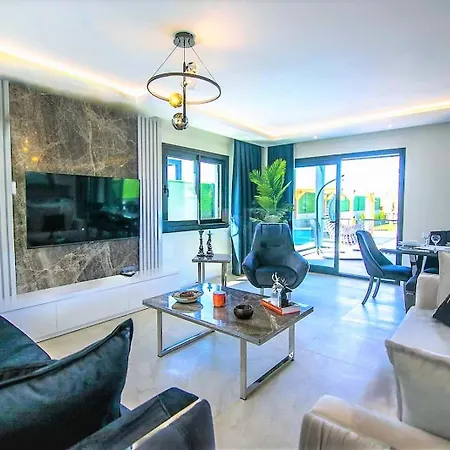 فيلة Oeluedeniz Ovacik 4 1 Salon 8 Kisilik Tatil Villasi *
