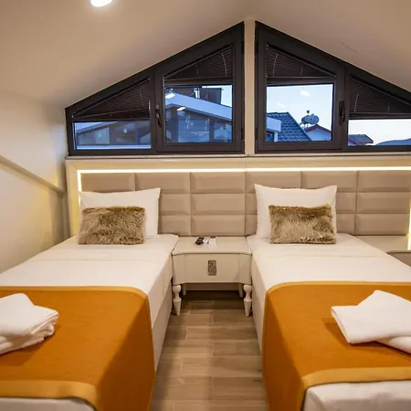 Oeluedeniz Ovacik 4 1 Salon 8 Kisilik Tatil Villasi فتحية
