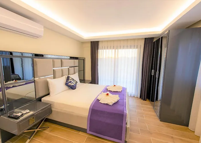 Villa Oeluedeniz Ovacik 4 1 Salon 8 Kisilik Tatil Villasi