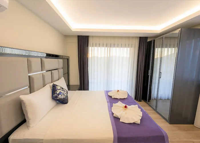 Oeluedeniz Ovacik 4 1 Salon 8 Kisilik Tatil Villasi Villa *